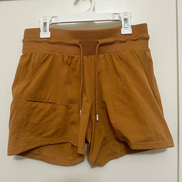 ZYIA Dark Khaki Canyon Shorts (S) - Picture 1 of 4